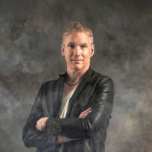 Eliot Lewis in Montreal
