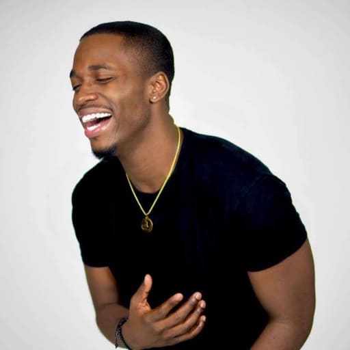 Renny - Comedian in Montreal