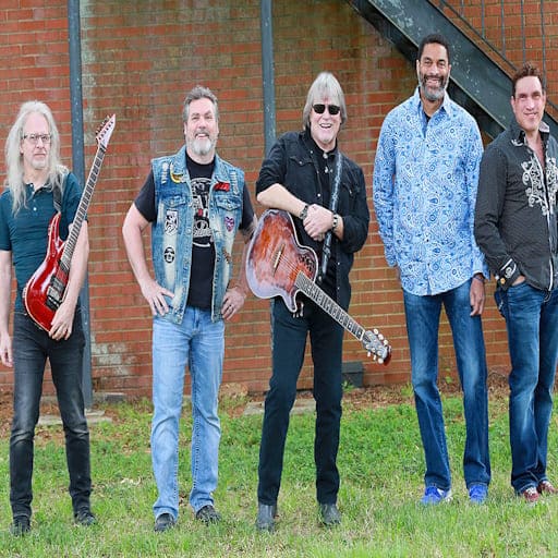 REO Survivor Montreal Tickets